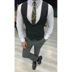 Vest Harseshoe, Double Breasted, 3X3 Buttons, point Bottom